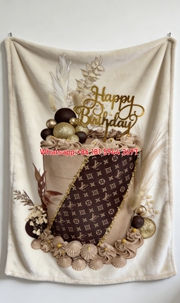 Luxury LV Monogram Cake Print Flannel Throw Blanket 495